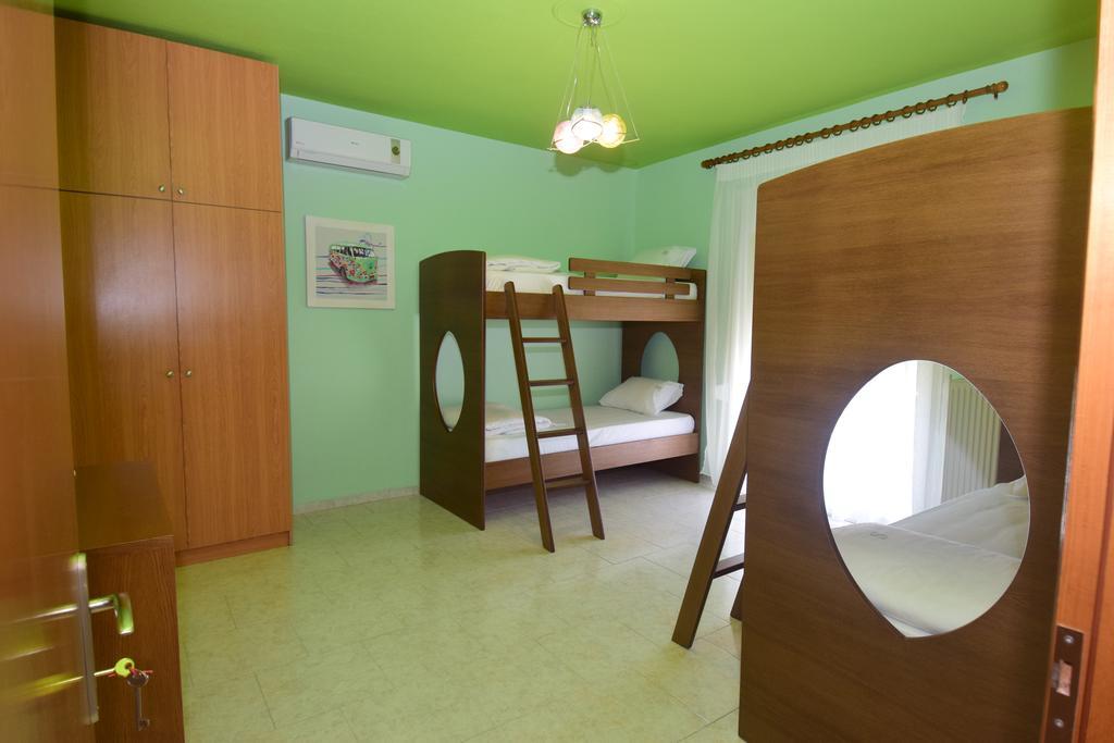 Bourlis Apartments Asproválta Luaran gambar