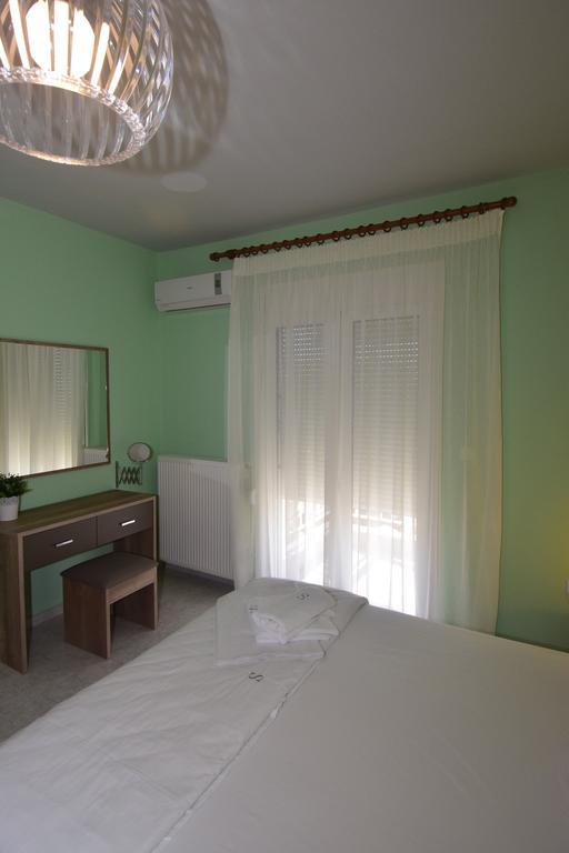 Bourlis Apartments Asproválta Luaran gambar